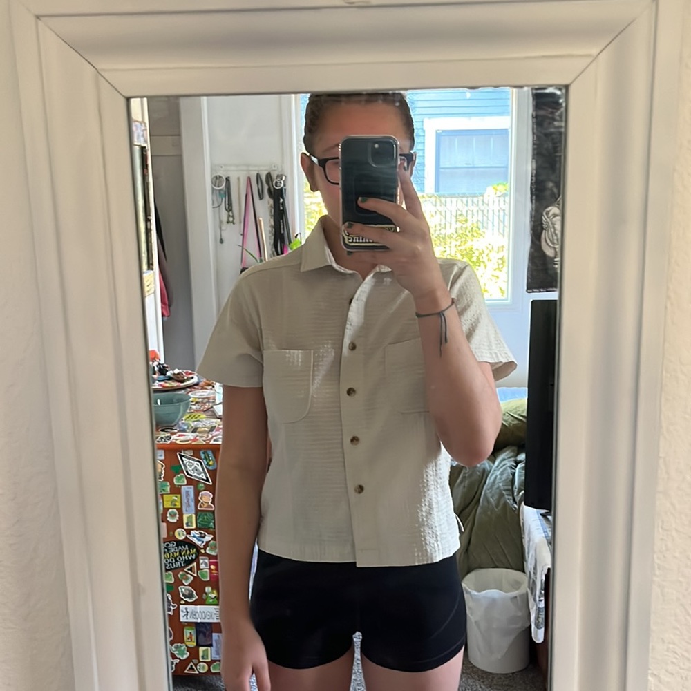 Kelty Cream Button up Tee